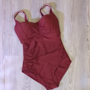 Kona Sol Burgundy Swimsuit M Adjustable Straps One Piece Structured Top